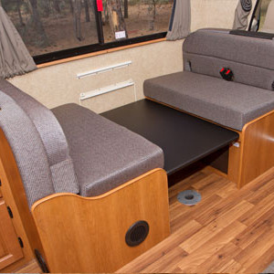 CA Large Motorhome – 7 Berth- bed