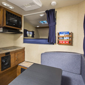 CA Truck Camper – 3 Berth – living area