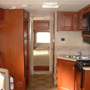 CMH Dutchman – 7 to 8 Berth – kitchen