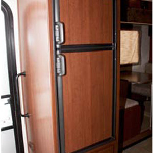 El Monte Cabover Style FS31 Slideout RV – 8 Berth – fridge