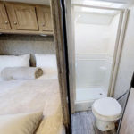 CanaDream Midi Motorhome – 6 Berth-toilet