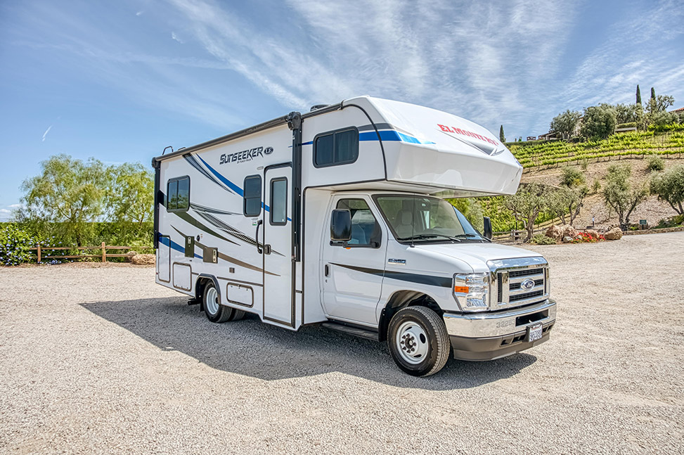 El Monte RV Class C Small-exterior_front_passenger_side