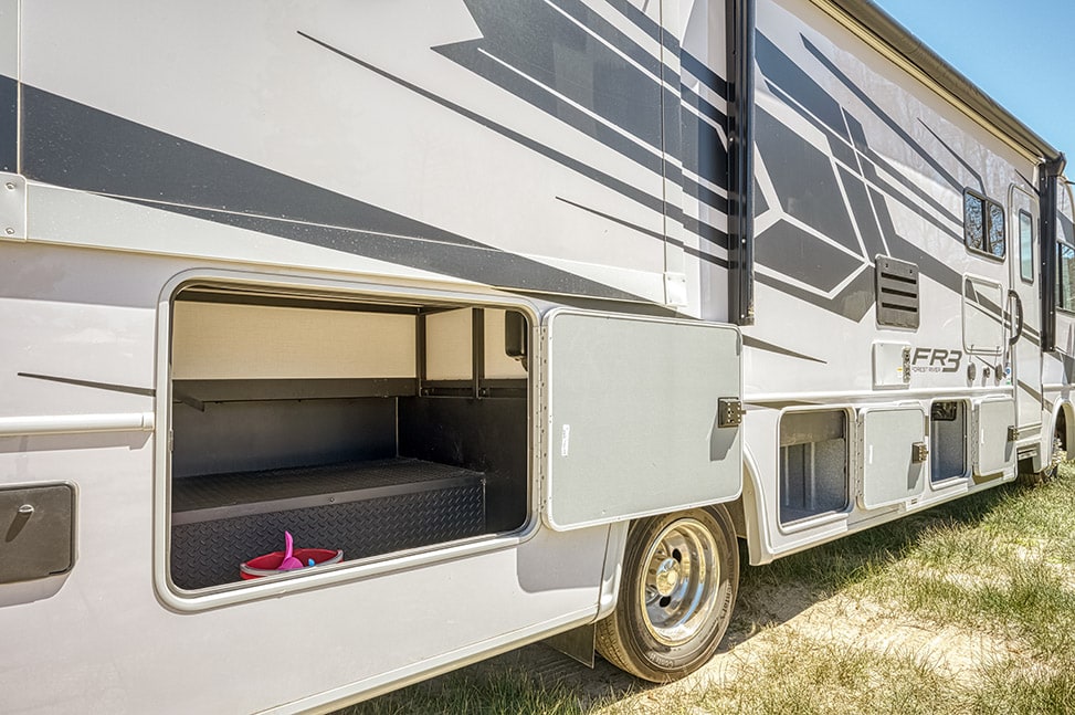 Road Bear RV Class A 30-32' With Slide-Out-Exterior_large_storage