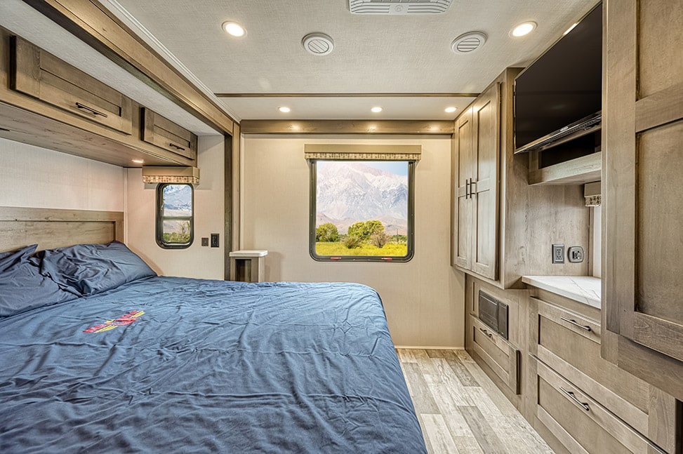 Road Bear RV Class A 30-32' With Slide-Out-Interior_full_bedroom_view