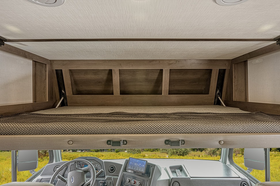 Road Bear RV Class A 30-32' With Slide-Out-Interior_overcab_pulldown_bed