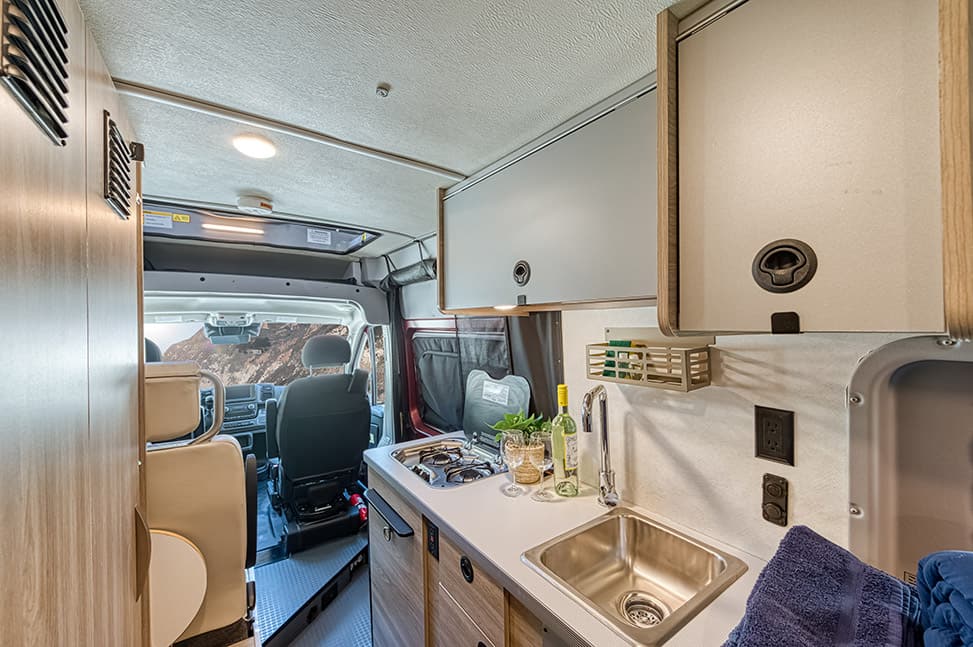 Road Bear RV Class B 20-22'-Interior_kitchen_sink