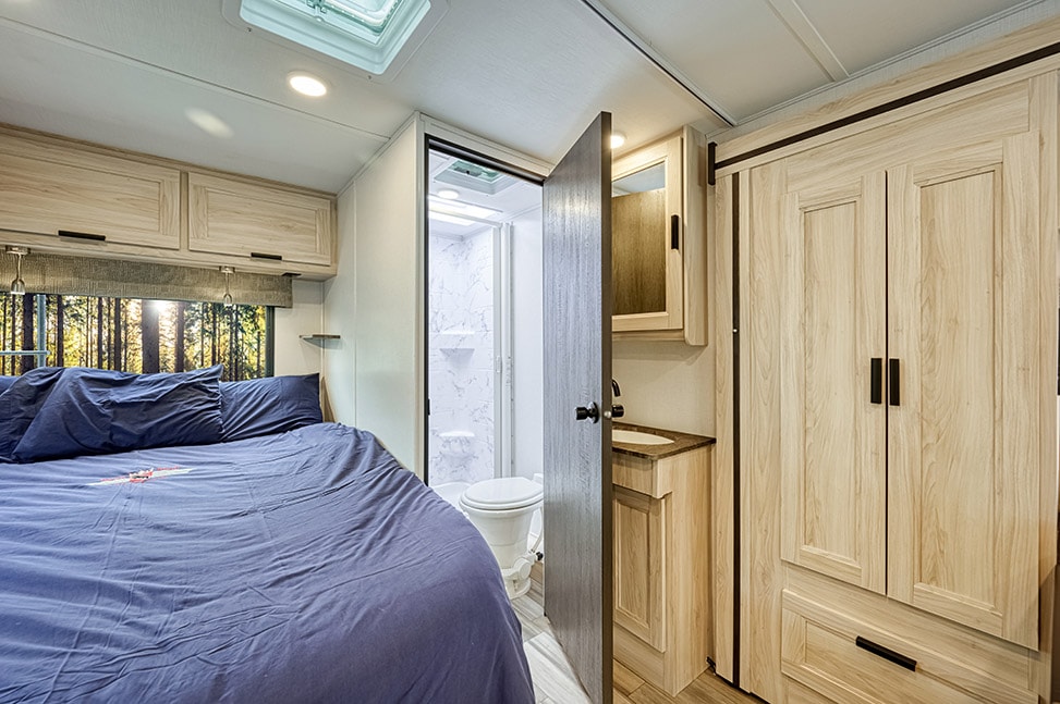 Road Bear RV Class C 23-25-Class C 23-25-bedroom_bathroom_open