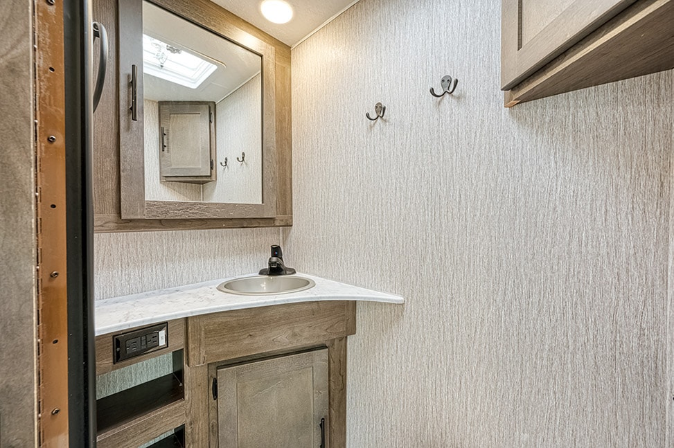 Road Bear RV Class C 26-28-Interior_bathroom_sink_horizontal