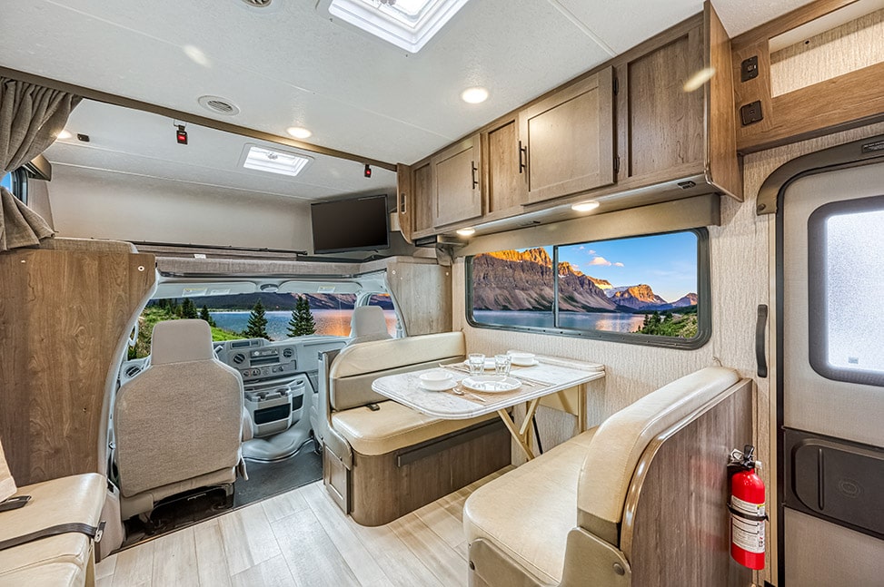 Road Bear RV Class C 26-28-Interior_dining