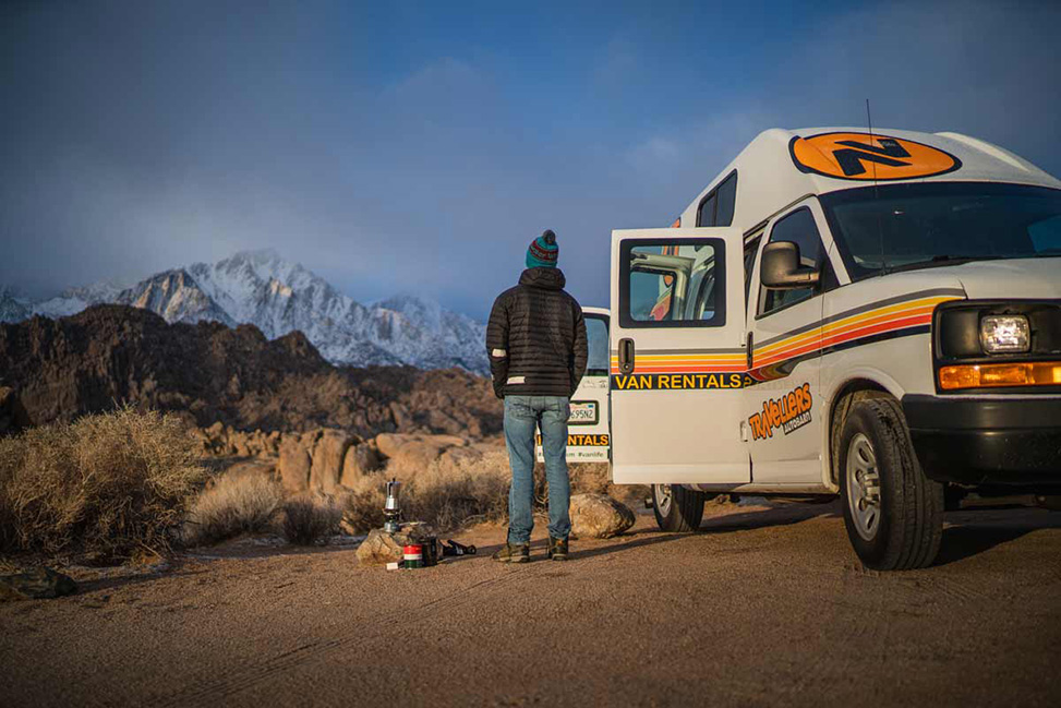 Travellers Autobarn Hitop Campervan-3-Berth-Scenic-Photo (1)