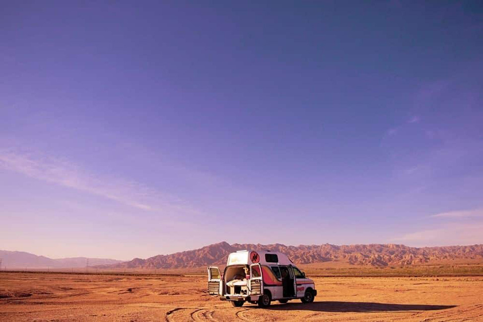 Travellers Autobarn Hitop Campervan-3-Berth-Scenic-Photo (3)